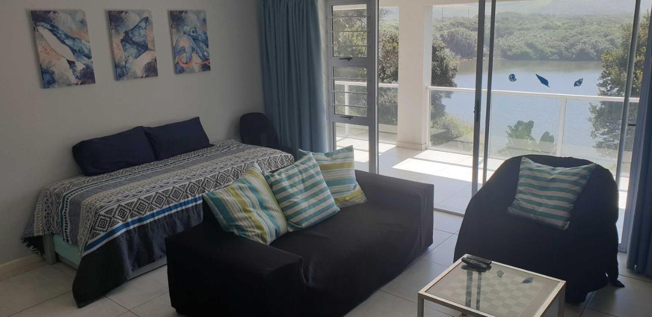 Black Rock Haven Apartment Scottburgh